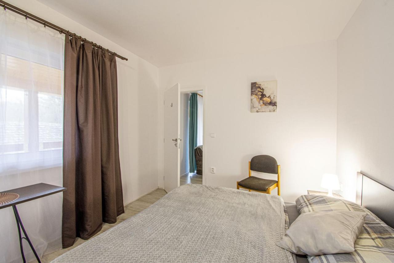 Velky Apartman Zlamanka Кромержиж Екстер'єр фото