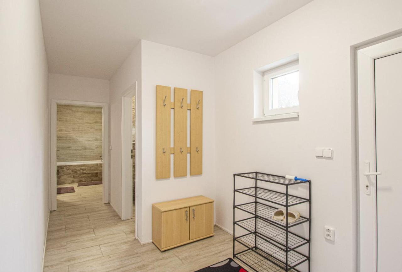 Velky Apartman Zlamanka Кромержиж Екстер'єр фото