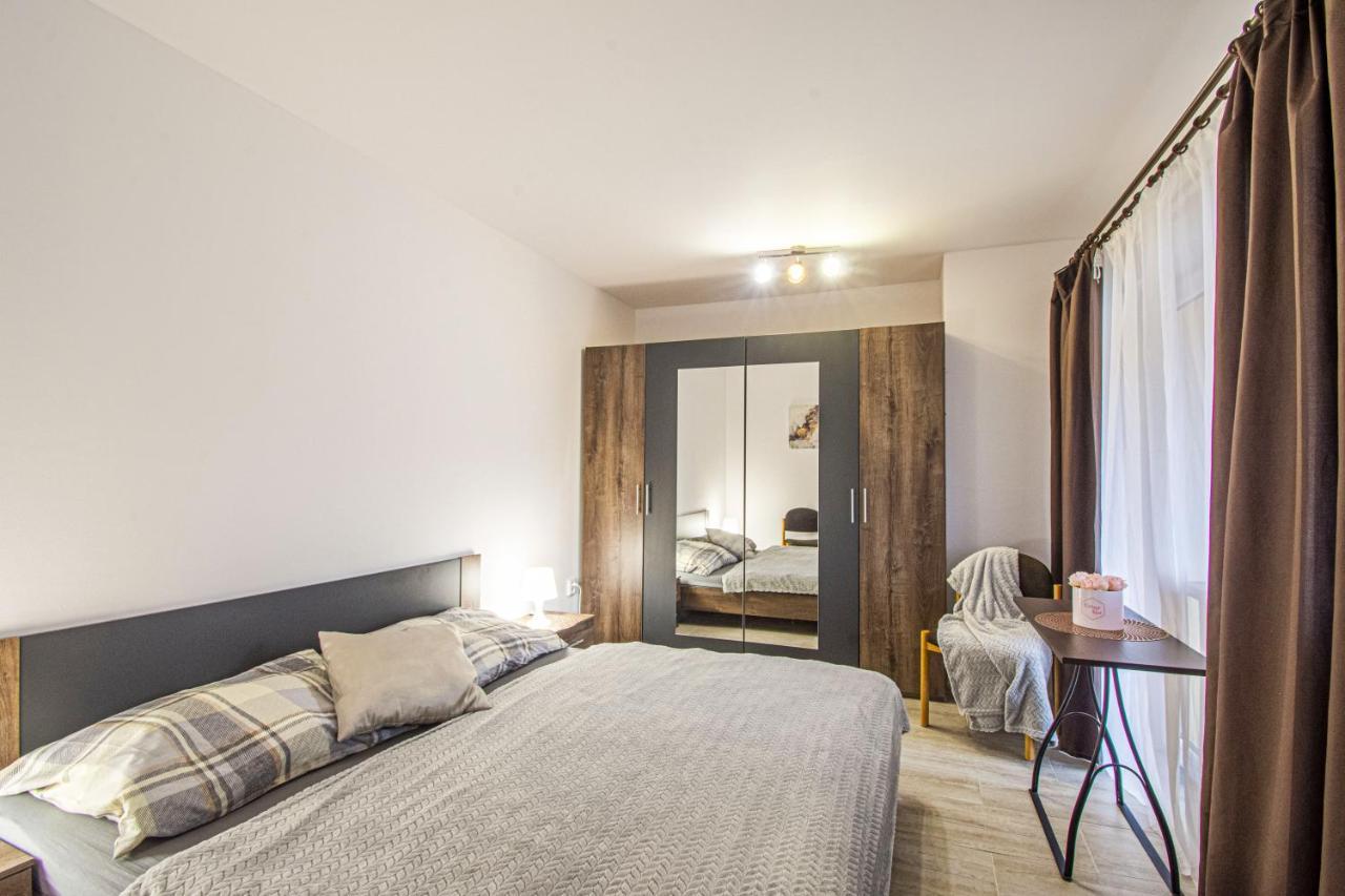 Velky Apartman Zlamanka Кромержиж Екстер'єр фото